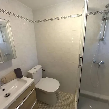 Georges - Acces Direct Sentier De La Corniche Pour Cet Villa *